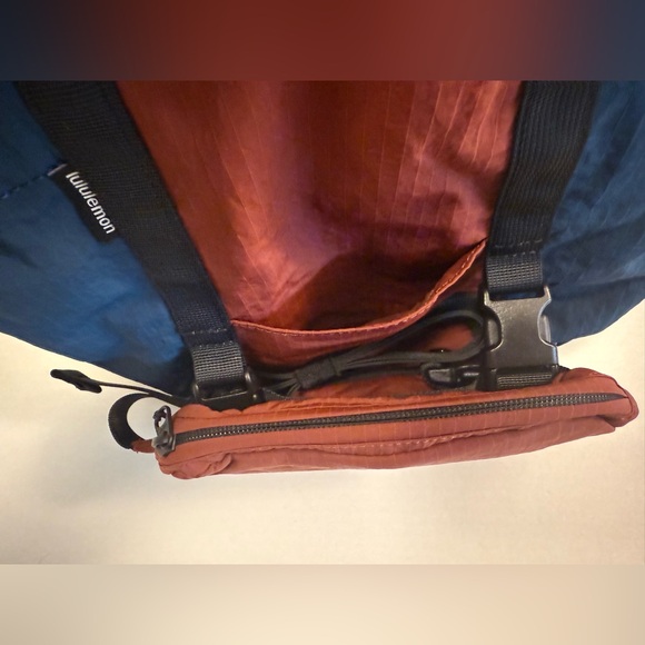 Lululemon Pack and Go Multi Wear Bag - Picture 4 of 11